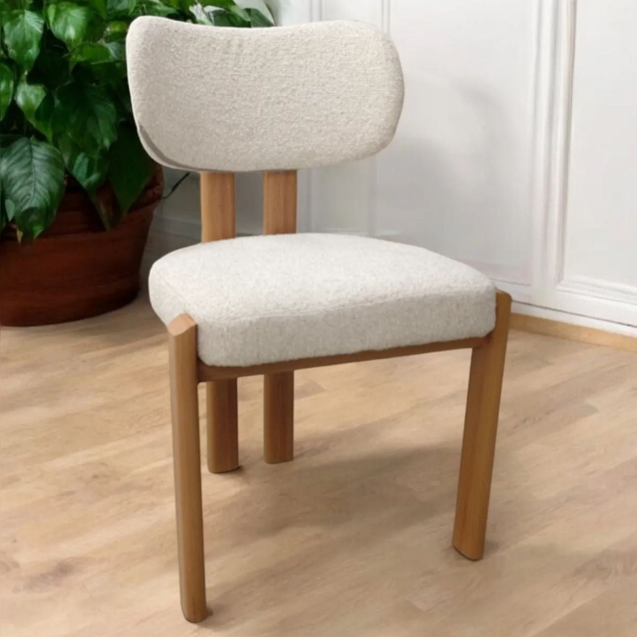 Chaise Hera