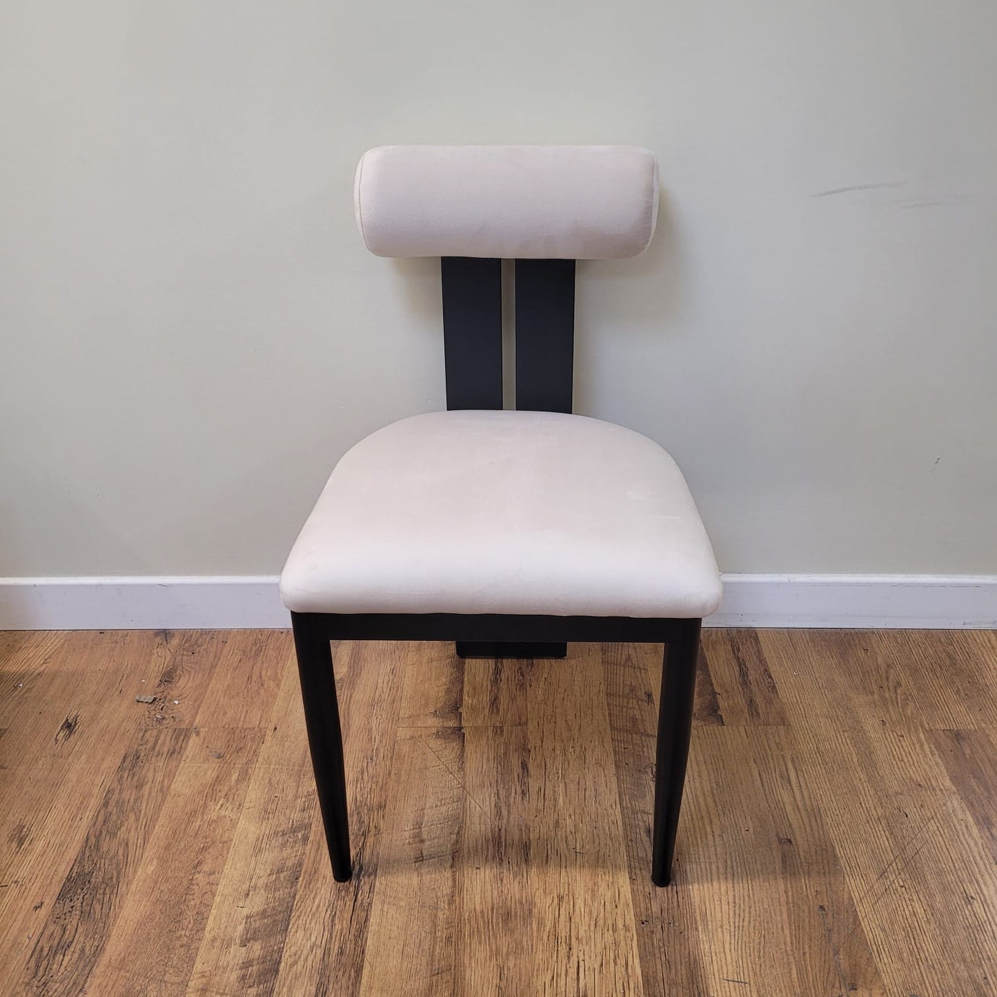 Chaise Sophie pied noir