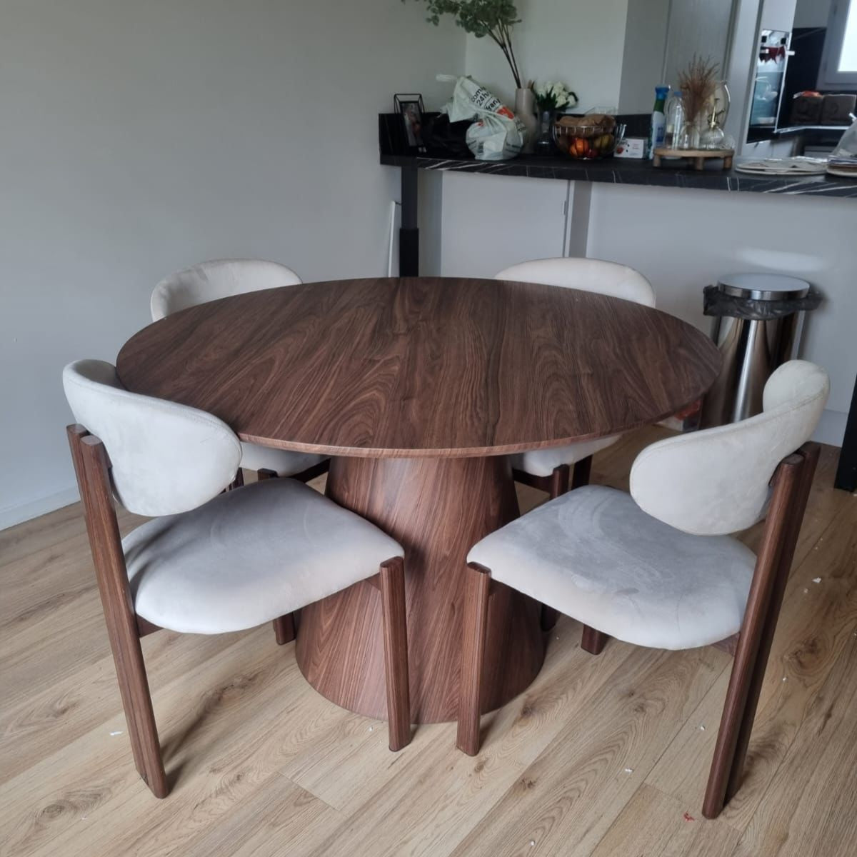 Chaise Paulina pied couleur bois
