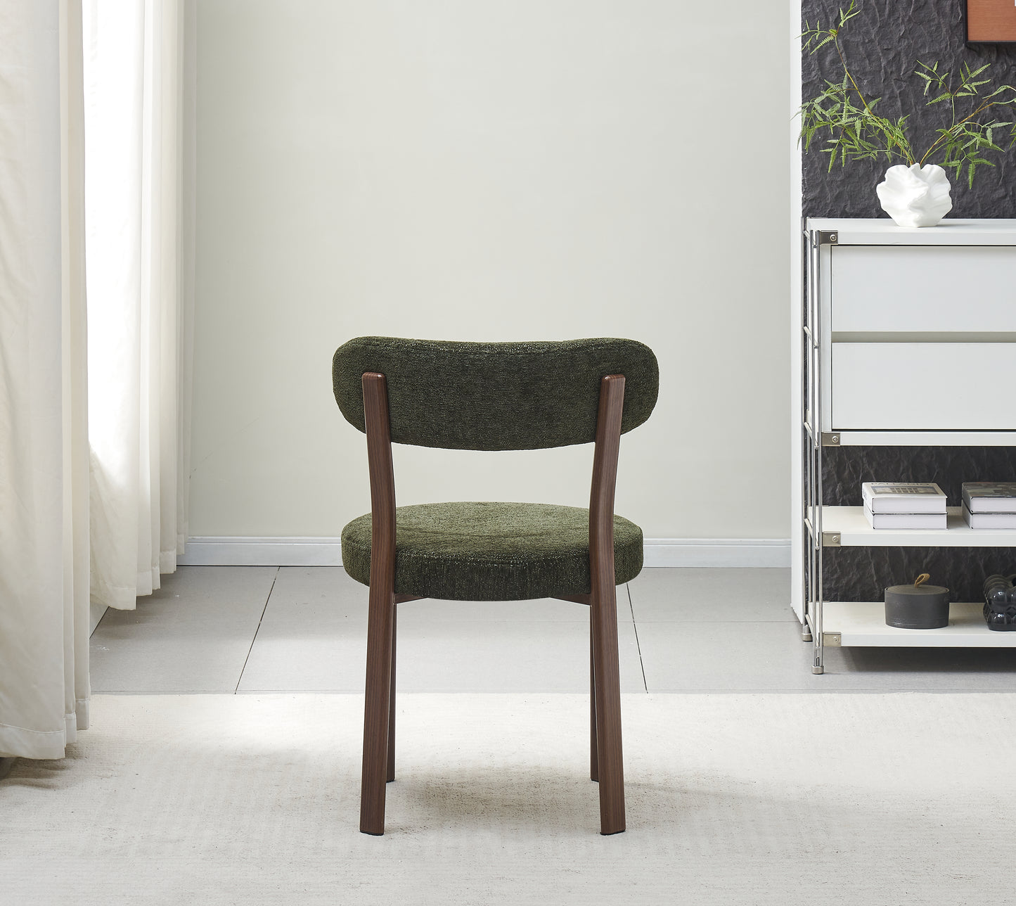 Chaise Naya pied noyer / tissu Vert