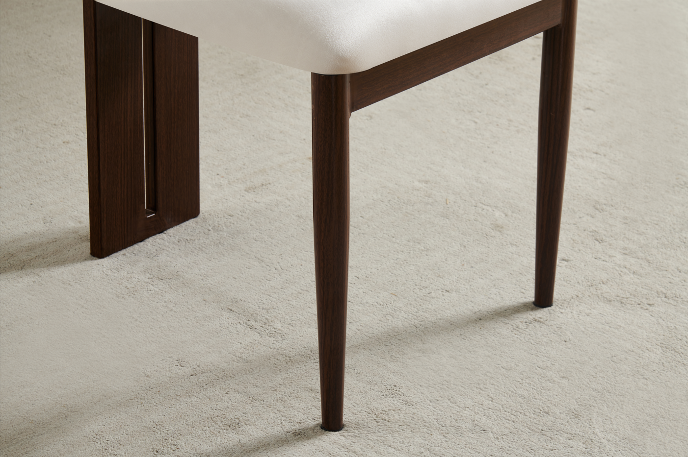 Chaise Sophie pieds couleurs bois