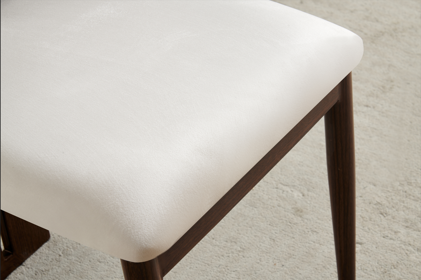 Chaise Sophie pieds couleurs bois