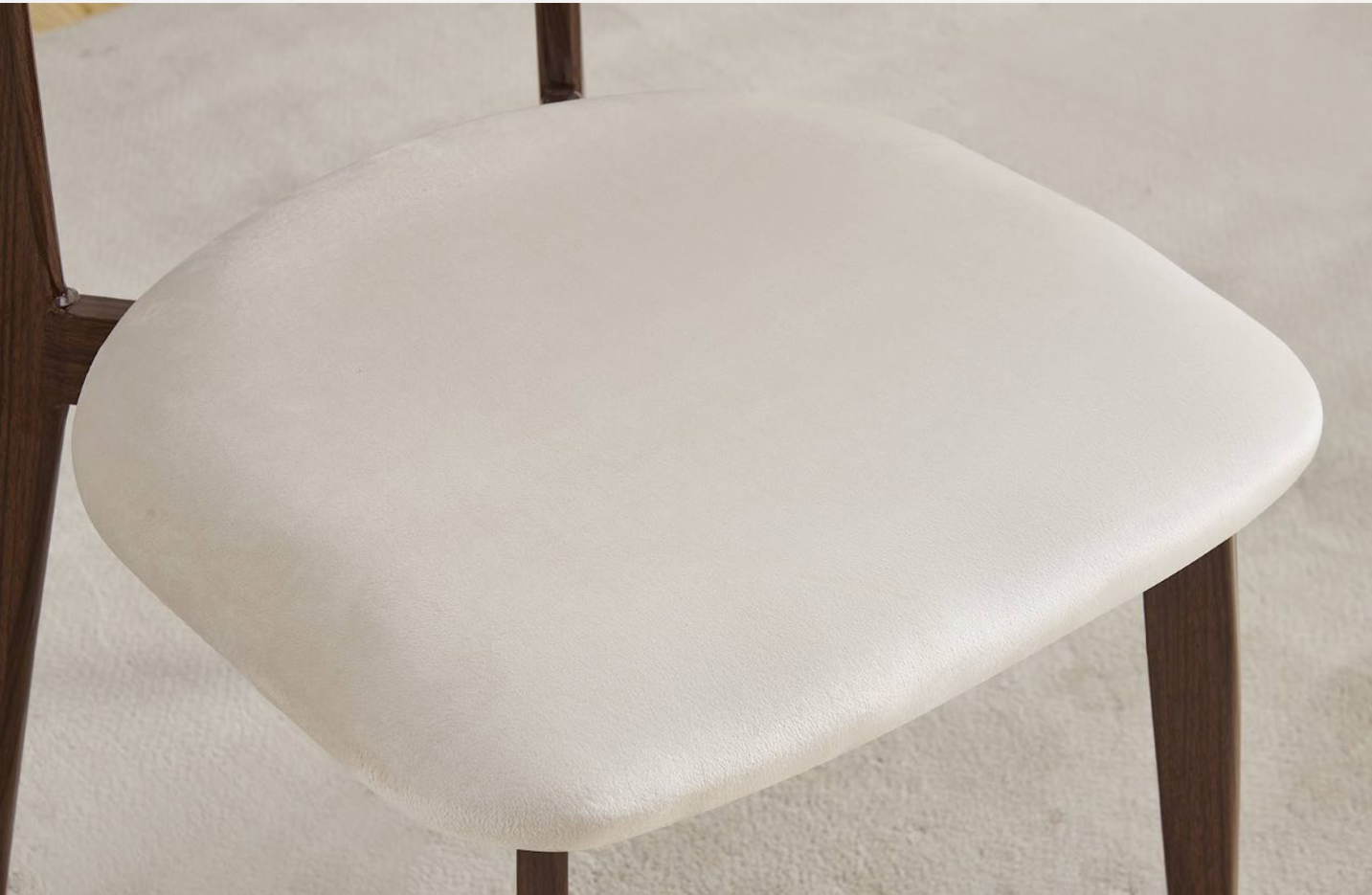 Chaise Linea pieds couleurs noyer tissu velours