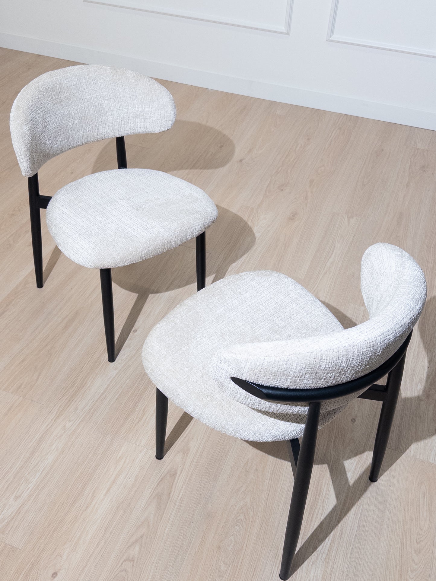 Chaise Boheme pied noir tissu marbella beige