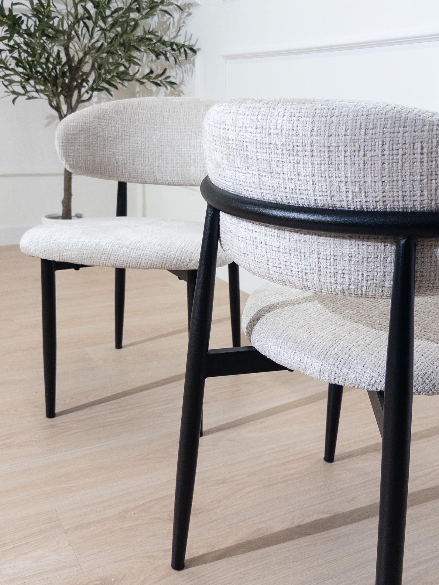 Chaise Boheme pied noir tissu marbella beige